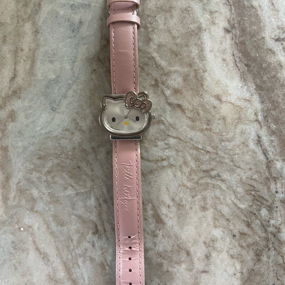Hello Kitty Watch - image 5